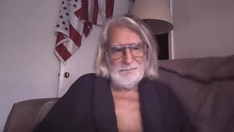 AlphaUniform online show from February 2026 05:47:02 PM