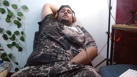 Snapshot of altairstudiosboy chatting on February 2025 03:06:01 PM Jhosep online show from February 2025 03:06:01 PM