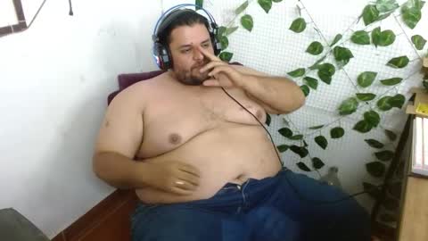 Snapshot of altairstudiosboy chatting on October 2025 01:59:01 AM Jhosep online show from October 2025 01:59:01 AM