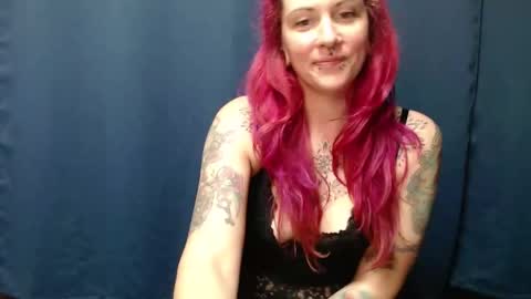 Lily online show from May 2026 06:27:02 PM