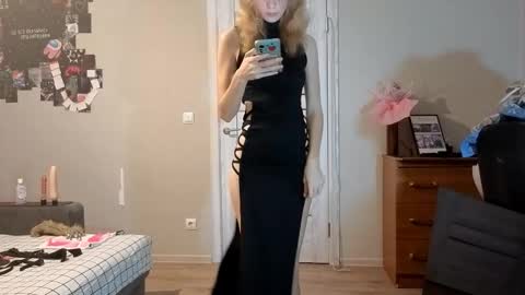 May online show from November 2025 03:23:02 PM