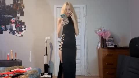 May online show from November 2025 06:12:01 PM