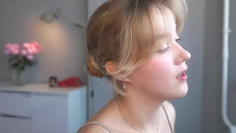 Snapshot of aluntick chatting on June 2026 02:28:02 PM Amelia NEXT STREAM online show from June 2026 02:28:02 PM