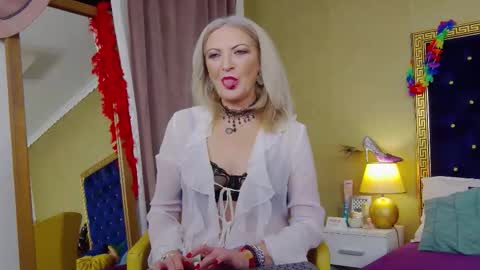 Alura Jenson online show from December 2025 08:28:02 PM