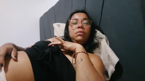 Snapshot of aly826805 chatting on November 2025 02:43:02 AM analia online show from November 2025 02:43:02 AM