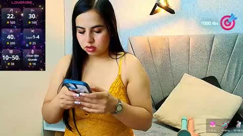 Snapshot of aly_smith_ chatting on November 2025 11:44:02 AM A L Y online show from November 2025 11:44:02 AM