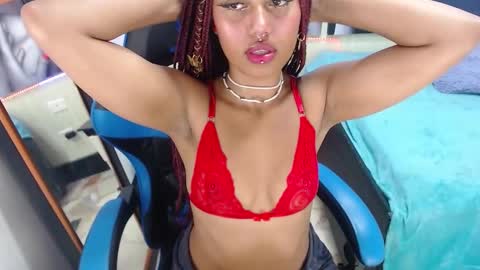   online show from December 2024 09:15:01 PM