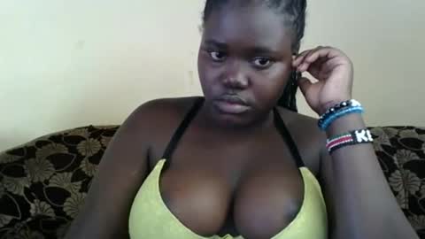 Snapshot of alyabeiby chatting on November 2025 06:02:02 AM alyabeiby online show from November 2025 06:02:02 AM