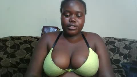 Snapshot of alyabeiby chatting on November 2025 06:31:02 PM alyabeiby online show from November 2025 06:31:02 PM