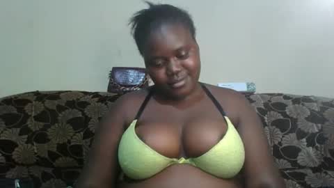 Snapshot of alyabeiby chatting on November 2025 06:37:01 AM alyabeiby online show from November 2025 06:37:01 AM