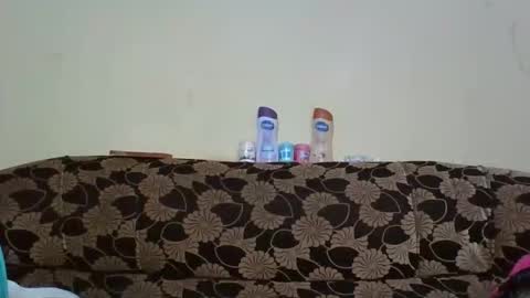 Snapshot of alyabeiby chatting on December 2025 07:03:02 AM alyabeiby online show from December 2025 07:03:02 AM