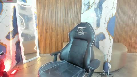 ALYCE  online show from April 2026 11:32:01 AM