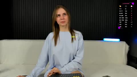 Alena online show from February 2026 02:33:01 PM