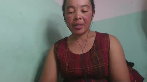 Snapshot of alypierette chatting on May 2026 08:31:02 AM alypierette online show from May 2026 08:31:02 AM