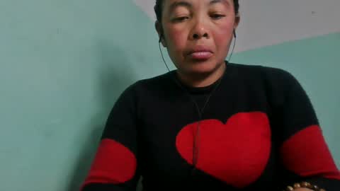 Snapshot of alypierette chatting on June 2026 06:06:02 PM alypierette online show from June 2026 06:06:02 PM
