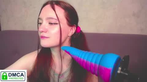 Alyssa online show from November 2025 02:47:02 AM