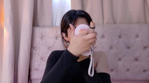 alyssa_joness online show from November 2025 02:12:02 PM