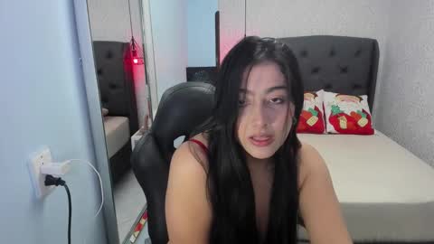  ALYSSA   online show from December 2025 12:31:02 PM