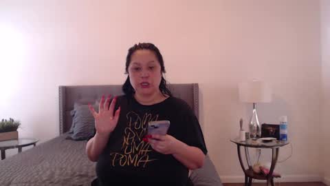 Alyssiaamorexo online show from February 2025 04:57:01 PM