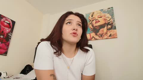 Isabella online show from January 2025 07:58:02 PM