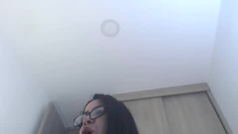 valentia online show from March 2026 03:45:01 AM