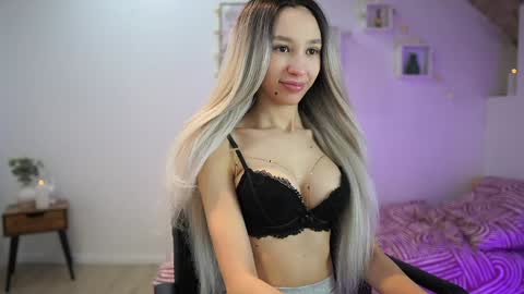 Amai  Liu online show from February 2025 10:33:01 PM