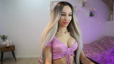 Amai  Liu online show from March 2025 07:05:02 PM