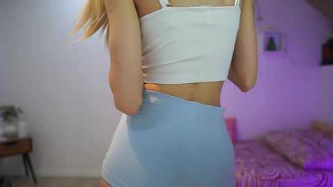 Snapshot of amai__liu chatting on January 2026 02:08:01 PM Amai Liu online show from January 2026 02:08:01 PM