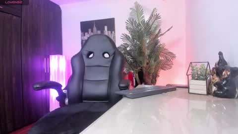 Snapshot of amaia_bushida chatting on February 2025 02:30:01 AM anny online show from February 2025 02:30:01 AM