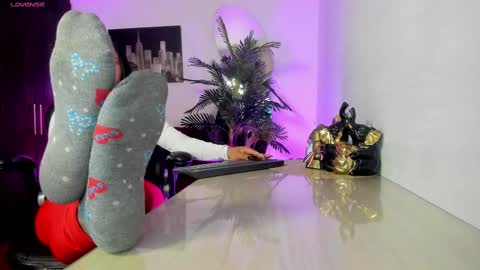 Snapshot of amaia_bushida chatting on October 2025 02:20:01 AM anny online show from October 2025 02:20:01 AM