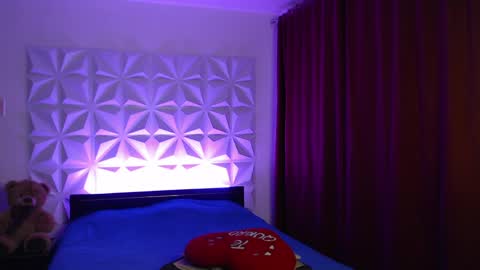 Amalett online show from April 2026 11:37:02 PM