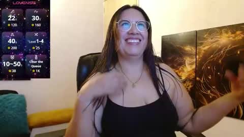 Snapshot of amalia_brunette chatting on December 2025 11:23:01 PM AMALIA online show from December 2025 11:23:01 PM