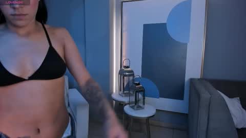 Amalia cruss online show from November 2025 12:05:01 AM