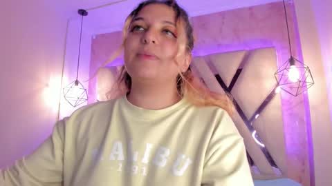 Amalia Im Back See you soon this January 7 at 10 pm Colombia time online show from February 2025 09:26:02 AM