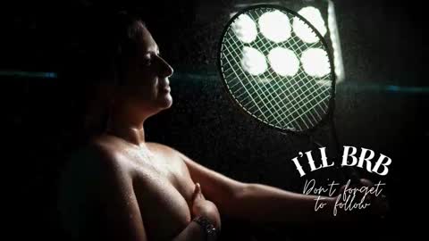 Amalia Im Back See you soon this January 7 at 10 pm Colombia time online show from November 2025 09:17:02 PM