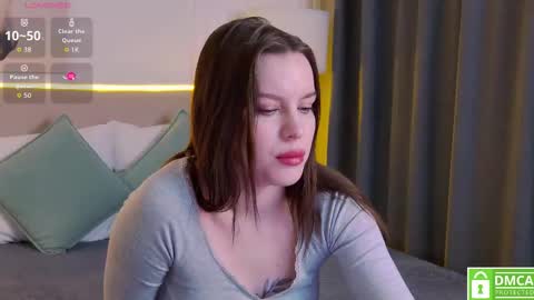 Amalia online show from December 2025 01:06:01 PM