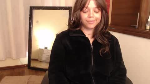         online show from February 2025 06:51:01 PM