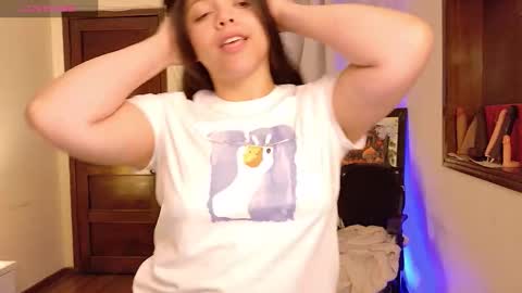         online show from December 2025 02:56:02 PM