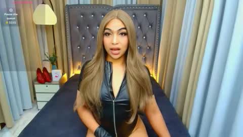 amanda4uts online show from March 2026 03:45:01 AM