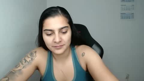 Snapshot of amanda5star chatting on November 2025 07:38:01 PM The queen of the biceps online show from November 2025 07:38:01 PM