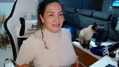  Amanda  online show from February 2026 02:10:02 AM