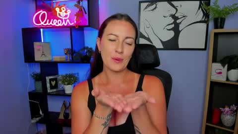 Snapshot of amanda_burn chatting on May 2026 01:41:02 PM Amanda online show from May 2026 01:41:02 PM