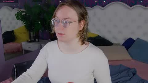 Hi im Amanda online show from April 2026 10:26:01 AM