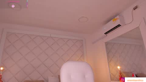 Snapshot of amanda_colin chatting on September 2025 08:42:02 PM Amanda online show from September 2025 08:42:02 PM