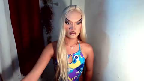 Snapshot of amanda_fuck69 chatting on October 2025 12:06:02 PM Amanda online show from October 2025 12:06:02 PM