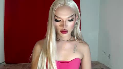 Snapshot of amanda_fuck69 chatting on November 2025 09:31:01 AM Amanda online show from November 2025 09:31:01 AM