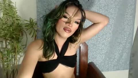 Snapshot of amanda_fuck69 chatting on December 2025 01:00:01 AM Amanda online show from December 2025 01:00:01 AM