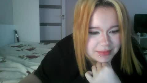 Snapshot of amanda_mia chatting on June 2026 04:22:02 PM amanda_mia online show from June 2026 04:22:02 PM