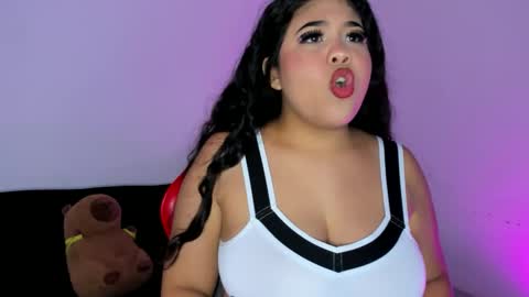 Snapshot of amanda_mooree_ chatting on December 2025 10:35:01 AM Amanda Moore online show from December 2025 10:35:01 AM