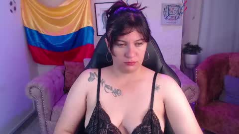 Amanda online show from July 2026 04:05:01 AM